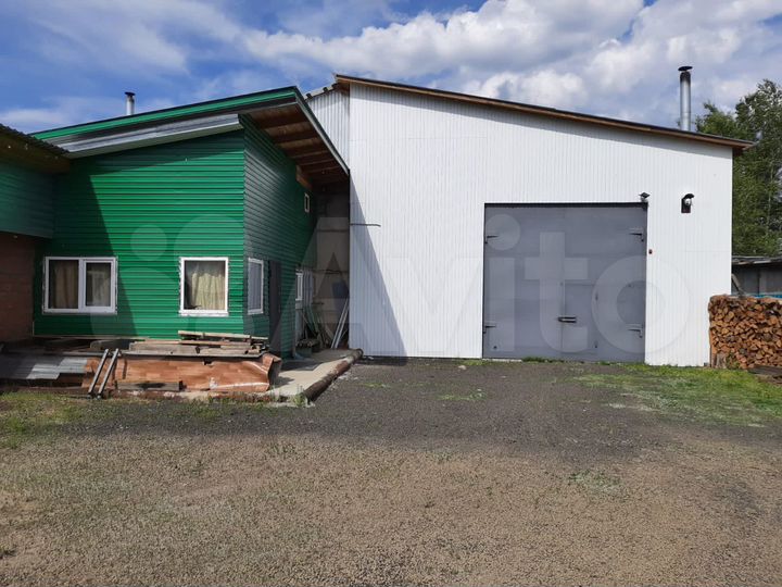 Гараж, > 30 м²
