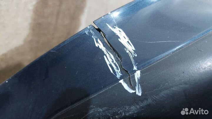 Бампер задний с дефектом Hyundai Matrix 1