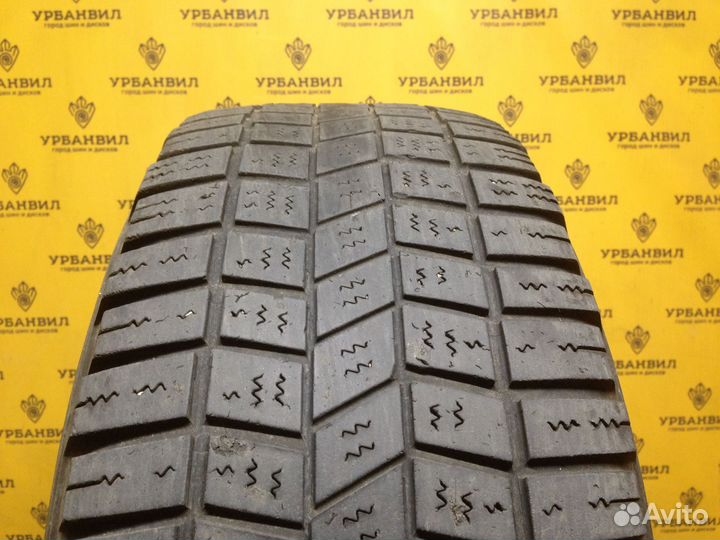 Michelin 4X4 A/T 215/65 R16