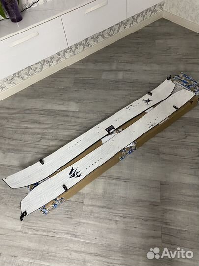 Сплитборд Jones Solution 162W 22/23