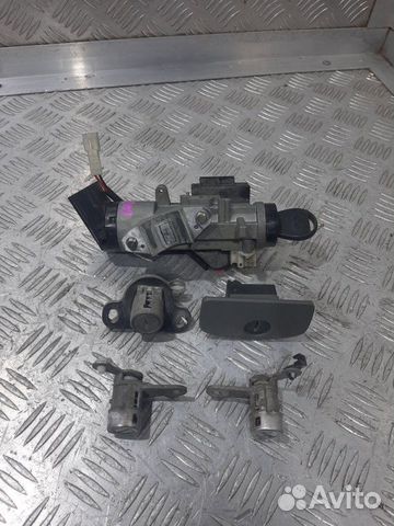 Замок зажигания Daewoo Gentra klas B15D2 2013