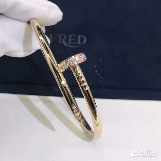 Браслет Cartier Juste un Clou из золота 0,59ct