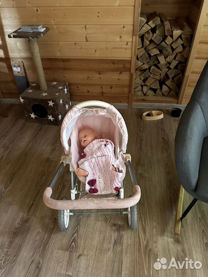 Игрушечная коляска для кукол