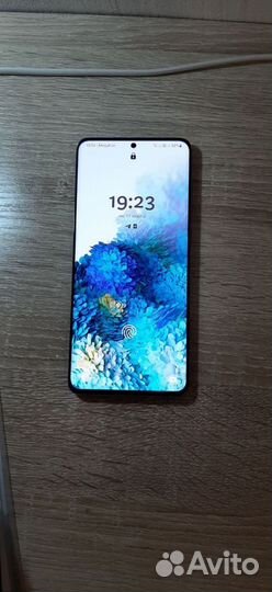 Samsung Galaxy S20+, 8/128 ГБ