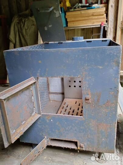 Печь/котёл с баком для воды для дачи или бани