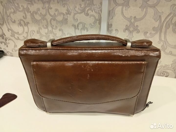 Барсетка кожаная мужская