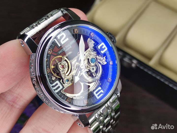 Прозрачные часы скелетон Patek Philippe