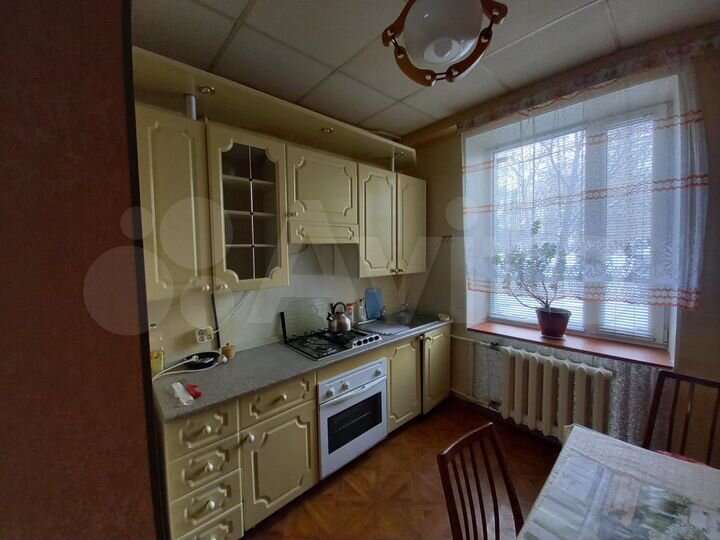 3-к. квартира, 71 м², 1/4 эт.