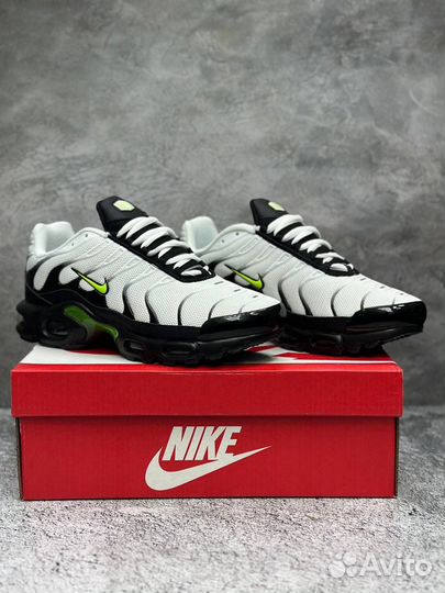 Кроссовки Nike Air Max Tn Plus