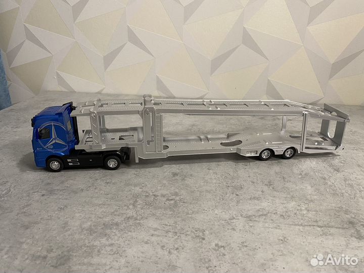 Модель авто Mercedes-Benz Actros автовоз металл
