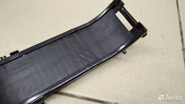 Накладка рычага стояночного тормоза Yeti 2009