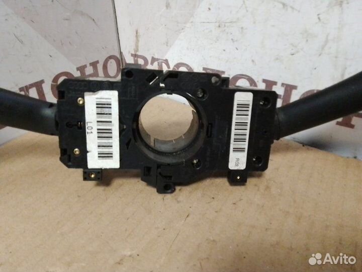 Подрулевой переключатель Volkswagen Passat B5