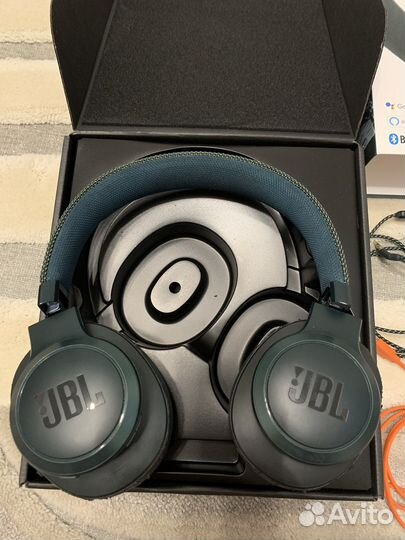 Беспроводные наушники JBL Live 500 BT