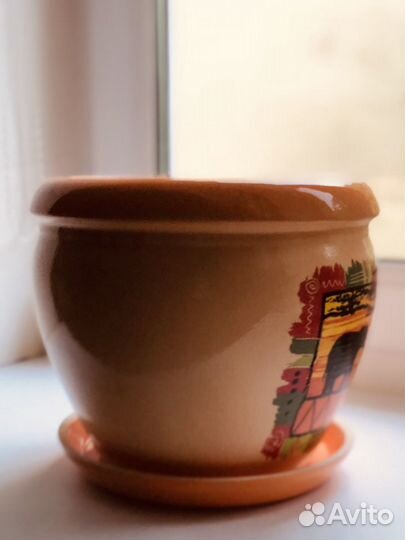 Керамический цветочный горшок