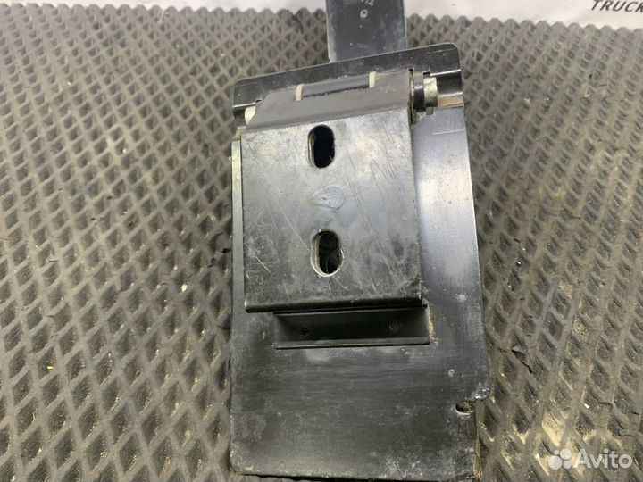 1659837 Петля спальника левая Daf XF105, Daf XF95