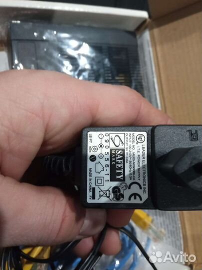 Модем zyxel, adsl2+, с портом Ethernet, p-600