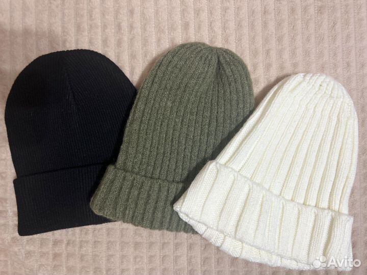 Шапки женские 3 шт