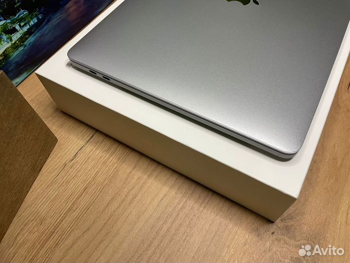 Macbook pro 13 2020 i7 Мощный вариант