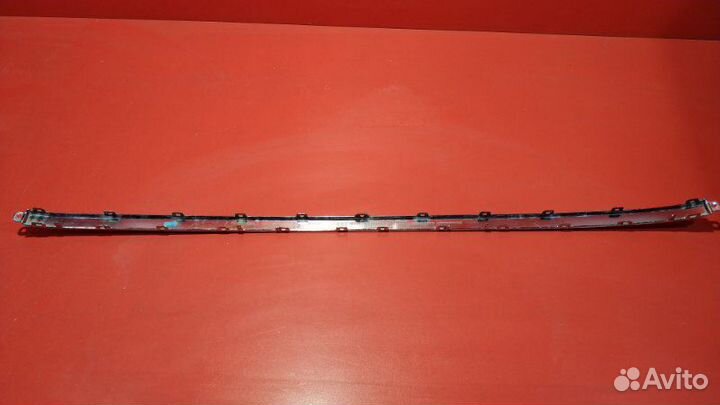 Молдинг бампера задний Volkswagen Touareg 7P5 cgea