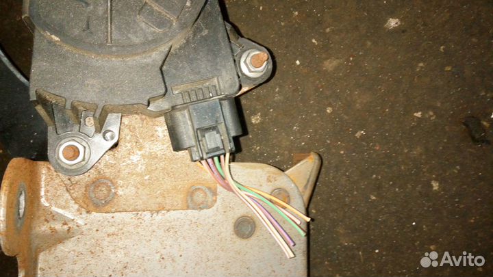 Блок педалей Рено меган 2