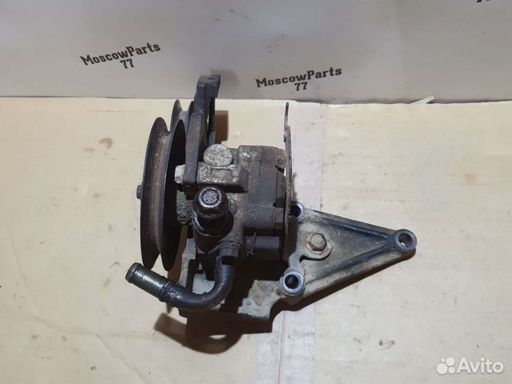 Насос гидроусилителя Kia Sportage I diesel