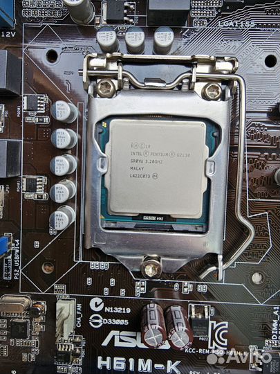 Материнс плата 1155 Asus H61M-K+Процесс+ Память4гб