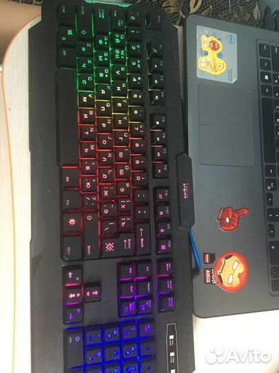 Игровая клавиатура и мышка наушники