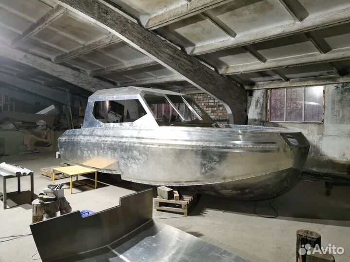 Катер Iguana Cabin