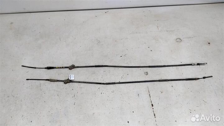 Трос стояночного тормоза пара Audi 80 B3 86-91г