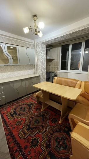 2-к. квартира, 49 м², 2/5 эт.