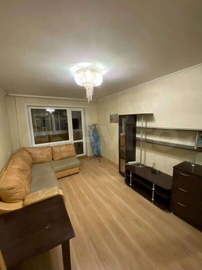 2-к. квартира, 57 м², 3/5 эт.