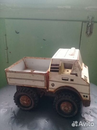 Грузовик пони