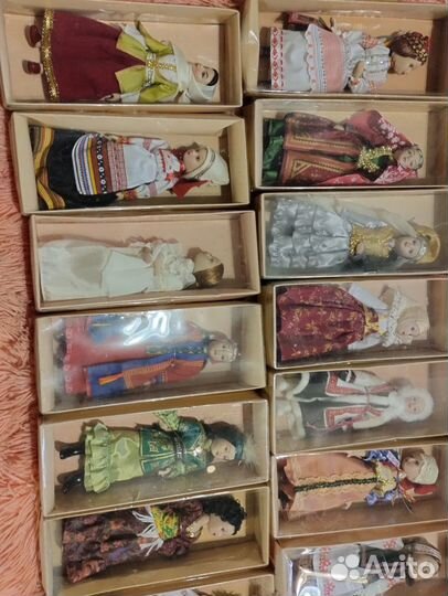 Деагостини куклы в народных костюмах