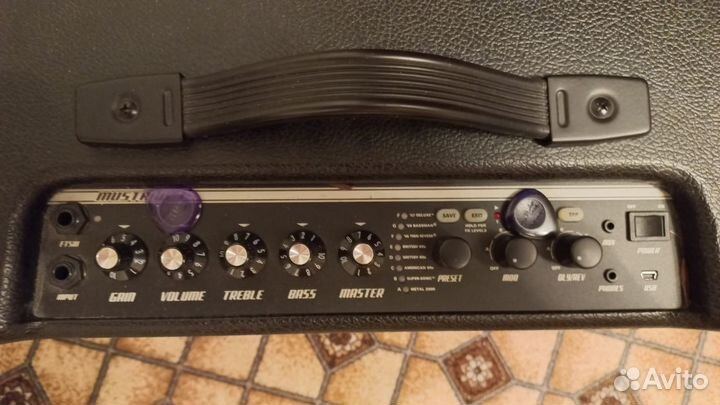 Комбоусилитель Fender Mustang I V.2 PR824 20 Вт