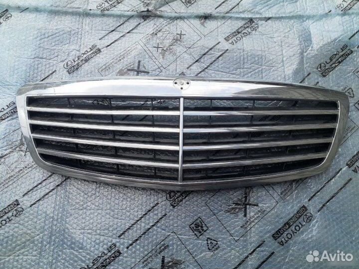 Решетка радиатора Mercedes S-Class W221