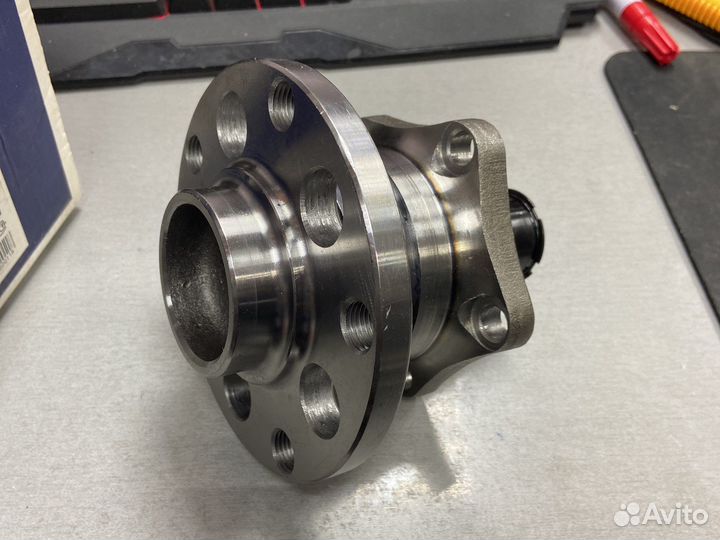 Задняя ступица подшипник audi A6 c5 vw passat B5