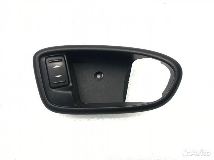 Кнопка стеклоподъемника передняя правая Ford