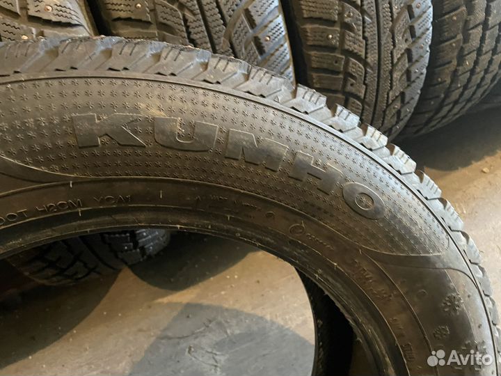 Kumho I'Zen RV Stud KC16 235/60 R18