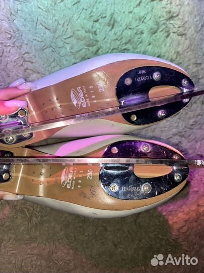 Фигурные коньки edea