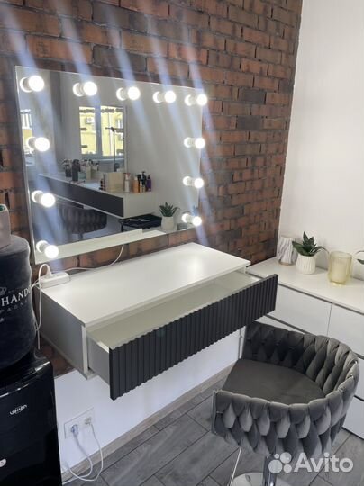 Аренда рабочего места бровиста визажиста стилиста