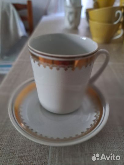 Фарфоровые Чайные чашки с блюдцами СССР
