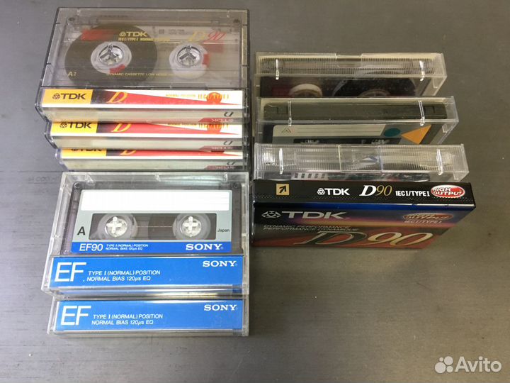 Кассеты аудио для магнитофона. Набор