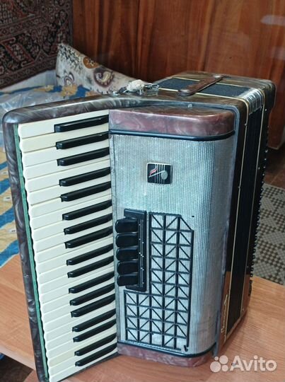 Аккордеон Восход