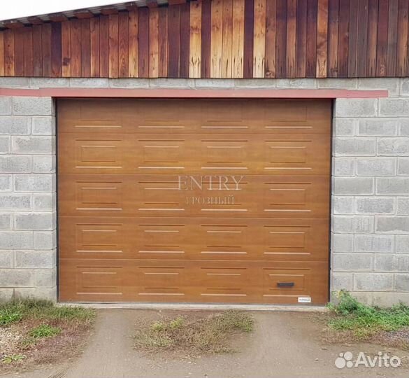 Ворота гаражные секционные