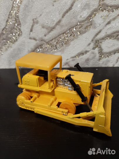 Модель игрушка бульдозер Komatsu Tomica Handy