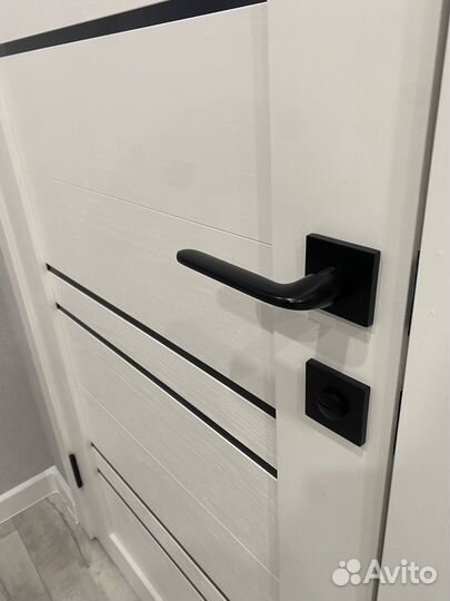 Межкомнатная дверь ясень белый