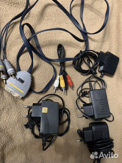 Различные кабеля и адаптеры