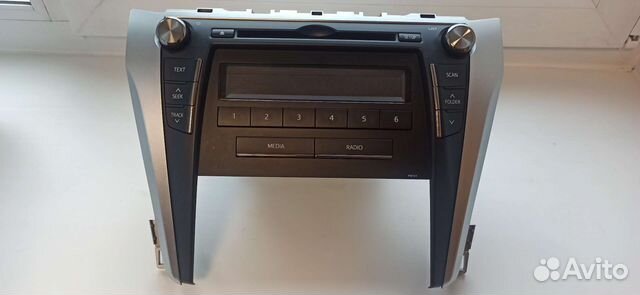 Штатная магнитола на toyota camry 55
