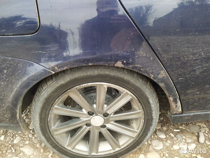 LADA Priora 1.6 МТ, 2011, битый, 350 000 км
