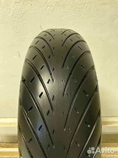 180/55 R17 Metzeler Roadtec 01 (349)